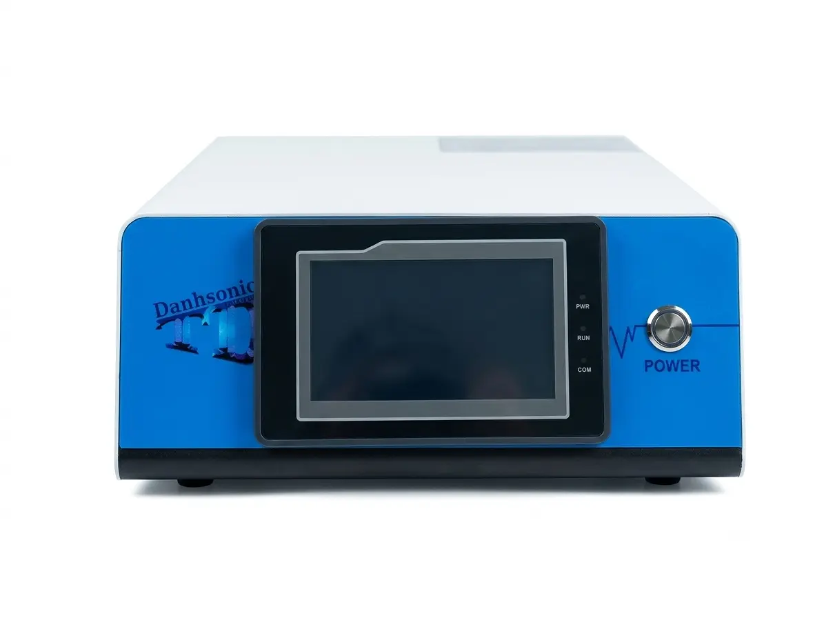 Máy hàn siêu âm 15khz 4200w- Ultrasonic Generator DanhSonic 15khz 4200w